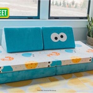 Retired Limited Edition Nugget covers Cookie Monster Sesame Street